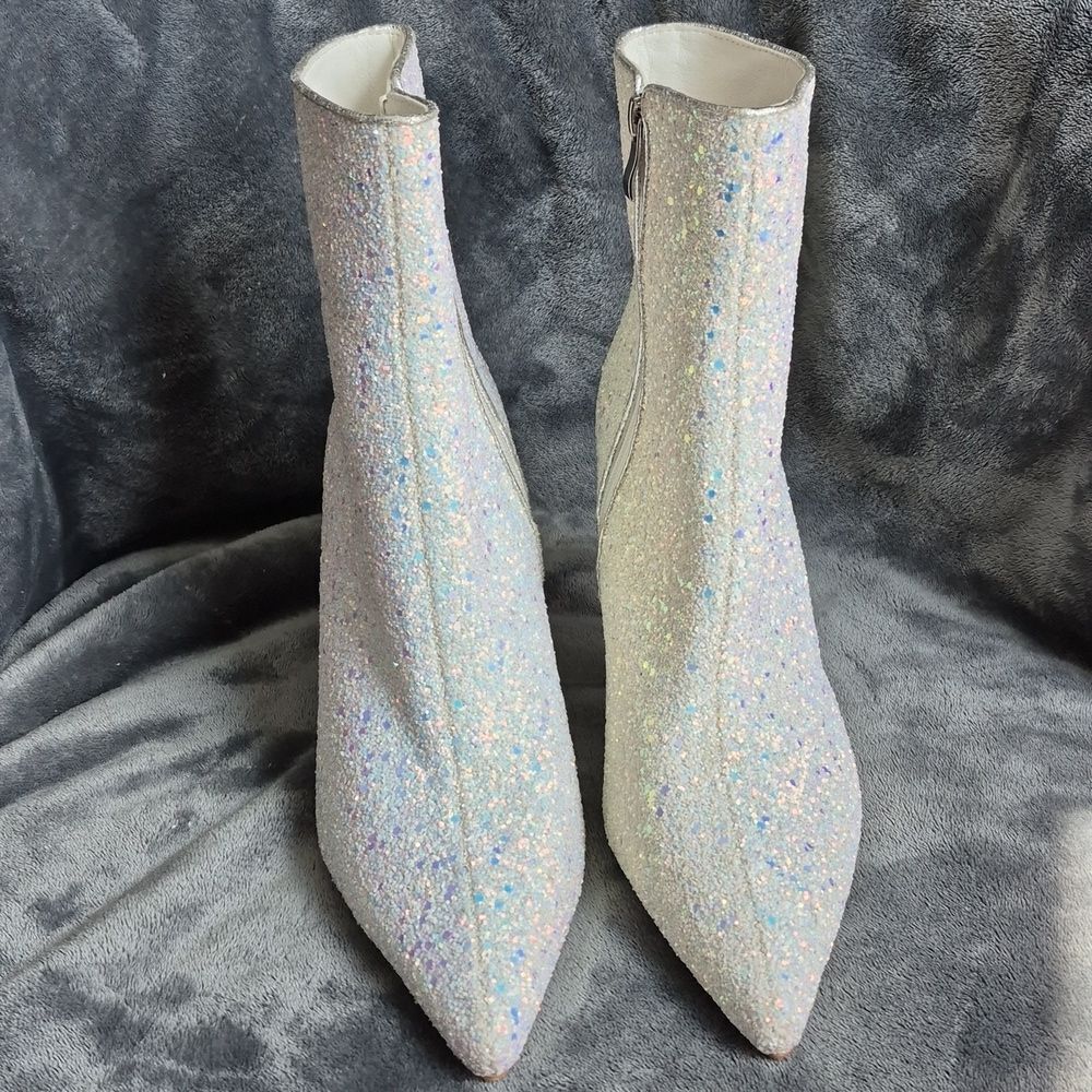 Sparkle Boot Size 8 White Sparkle Clear Heel Bootie - NWOT - Picture 2 of 8